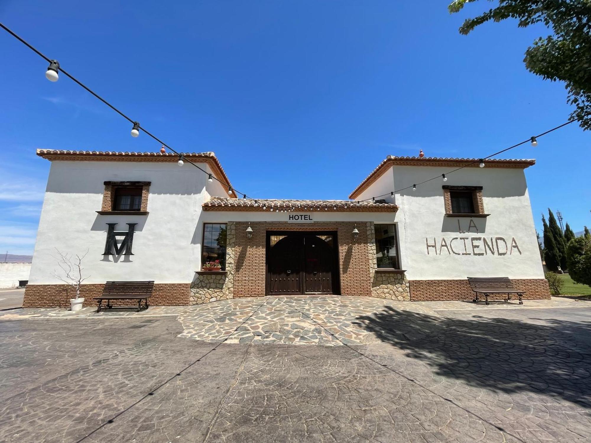 Hotel La Hacienda Del Marquesado Albunan Exterior foto
