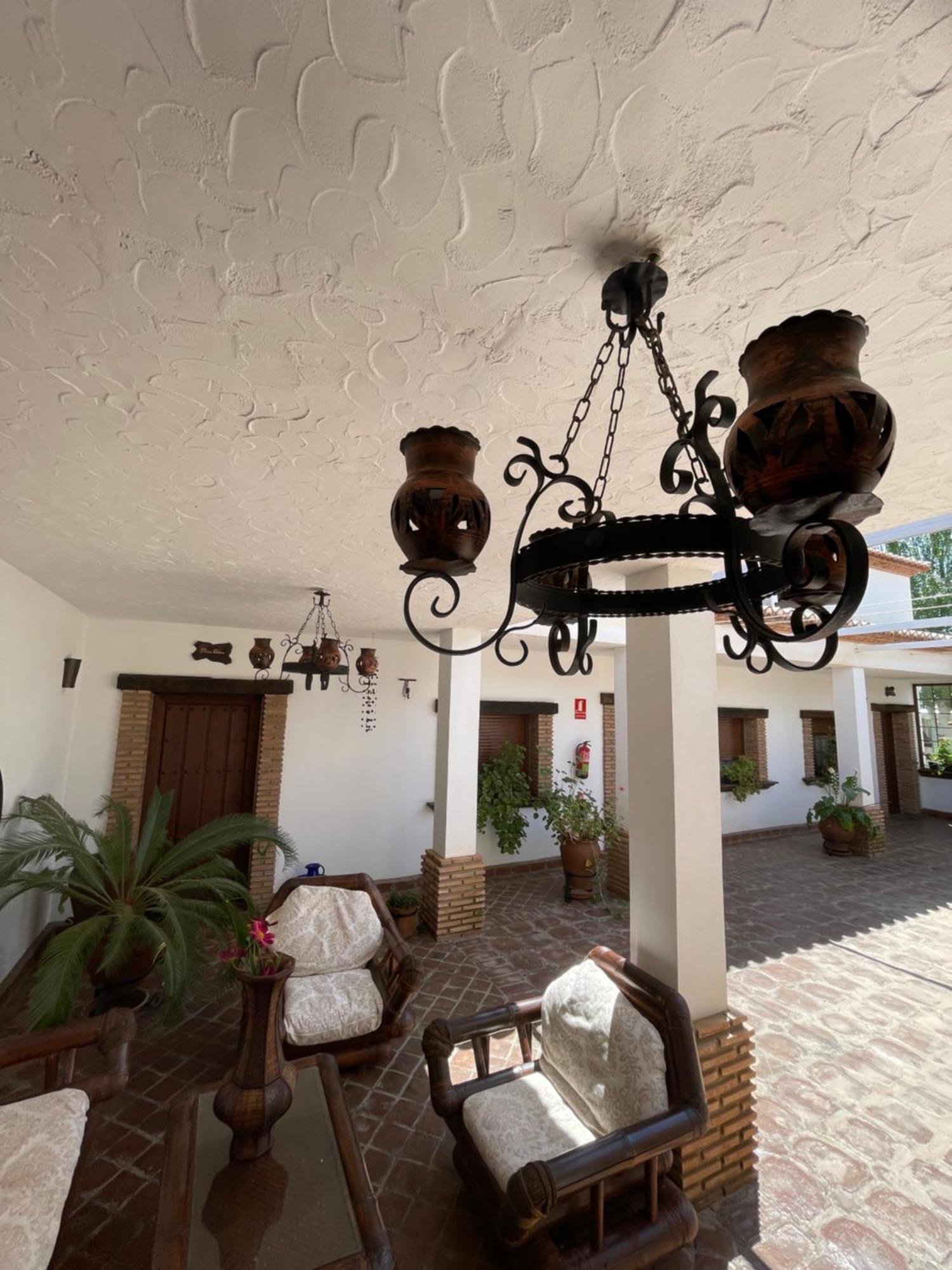 Hotel La Hacienda Del Marquesado Albunan Exterior foto